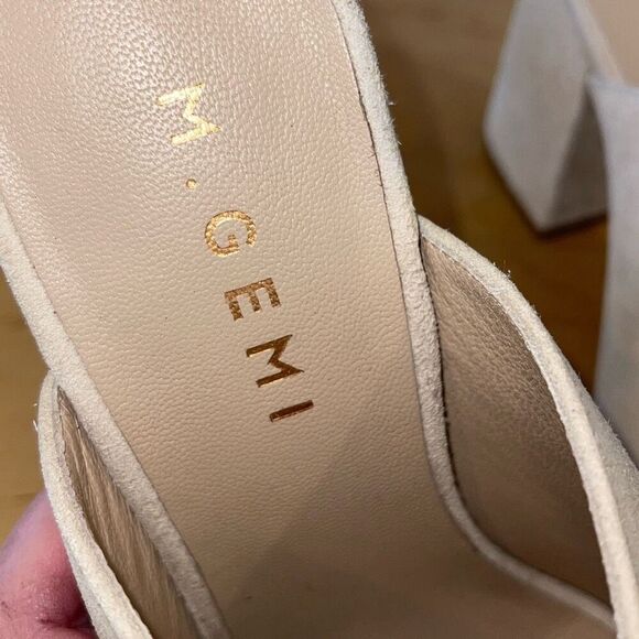 M. Gemi Womens The Noto Suede Slip On Block Heel Mule Sandals Cream Size (38) 7. - Picture 6 of 8